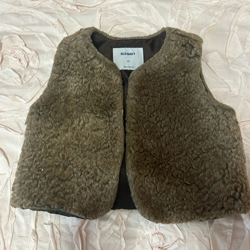 Old Navy Faux Brown Fur Vest GU Size 4T